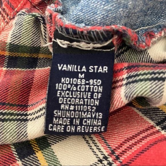 VANILLA STAR BUTTON DOWN JEAN RED PLAID TOP MEDIUM - Picture 5 of 6